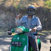 Cr
