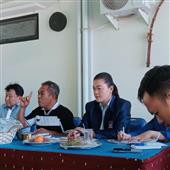 Dự b