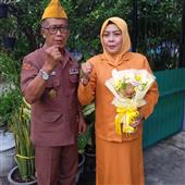 Thầ